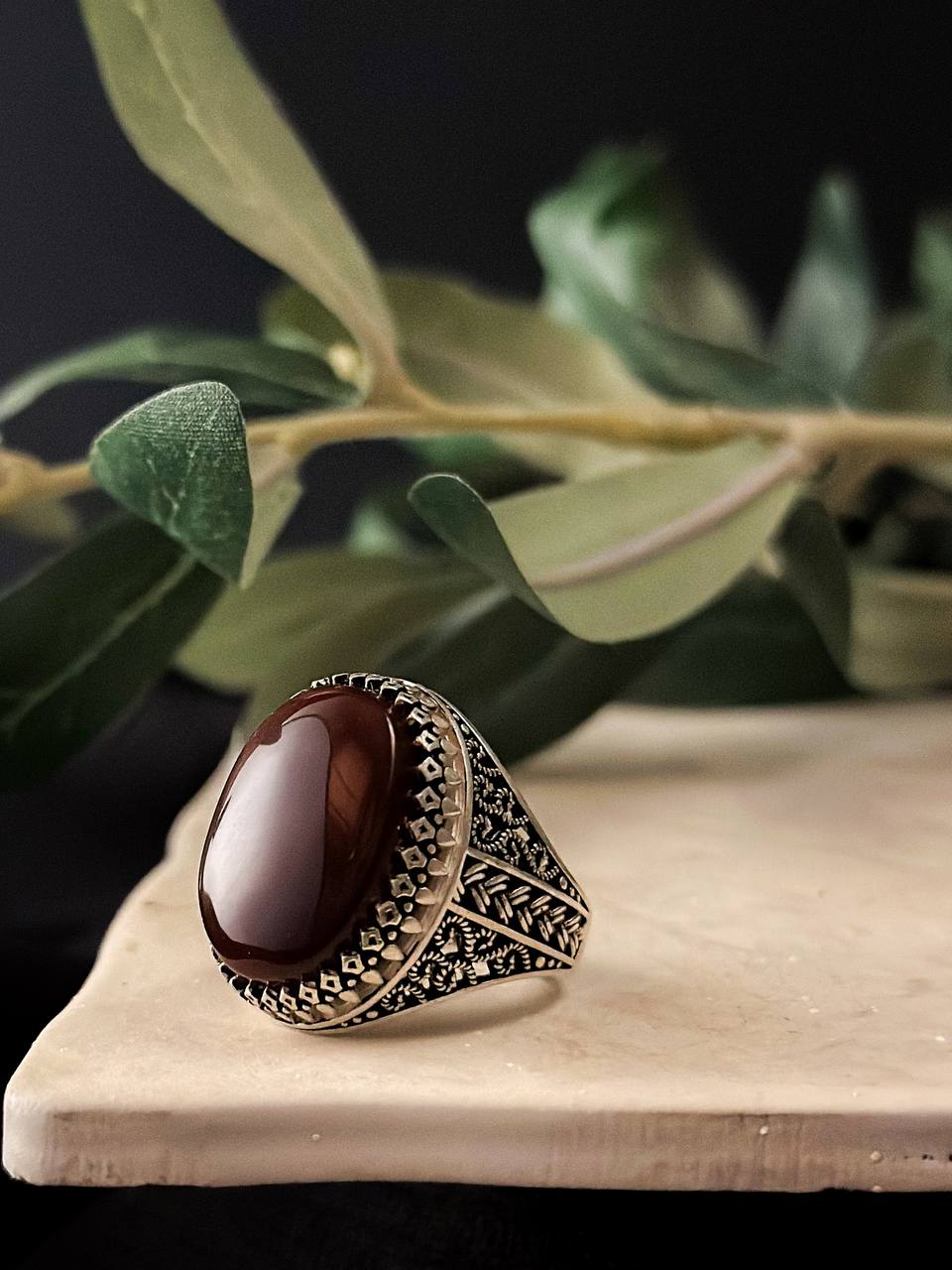 Yemeni men Aqeeq (Agate) Silver Ring– A Symbol of Strength & Tradition