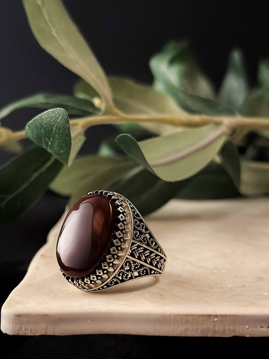 Yemeni men Aqeeq (Agate) Silver Ring– A Symbol of Strength & Tradition