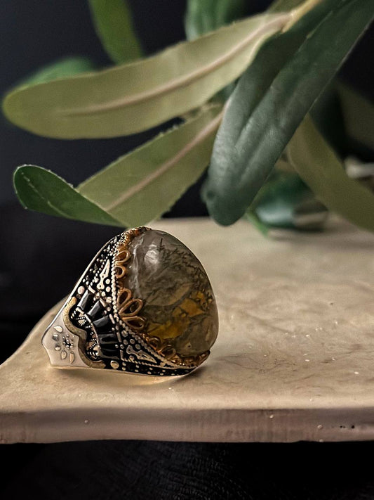 Yemeni Men Aqeeq (Agate) Silver Ring – A Symbol of Strength & Tradition