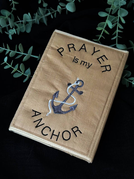 Prayer is My Anchor – Embroidered & quilted A5 notebook cover from Suzys Treasures, featuring a navy anchor design on beige fabric, perfect for journaling, prayer notes, or as a thoughtful gift.